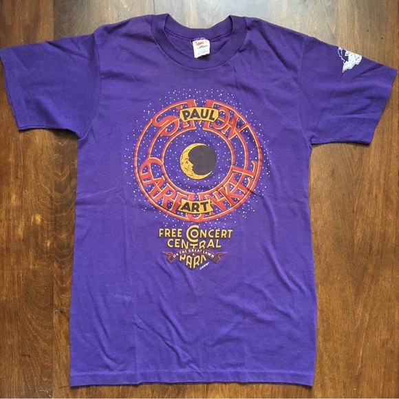 Vintage Simon and Garfunkel Concert in Central Park T-shirt - Picture 1 of 5